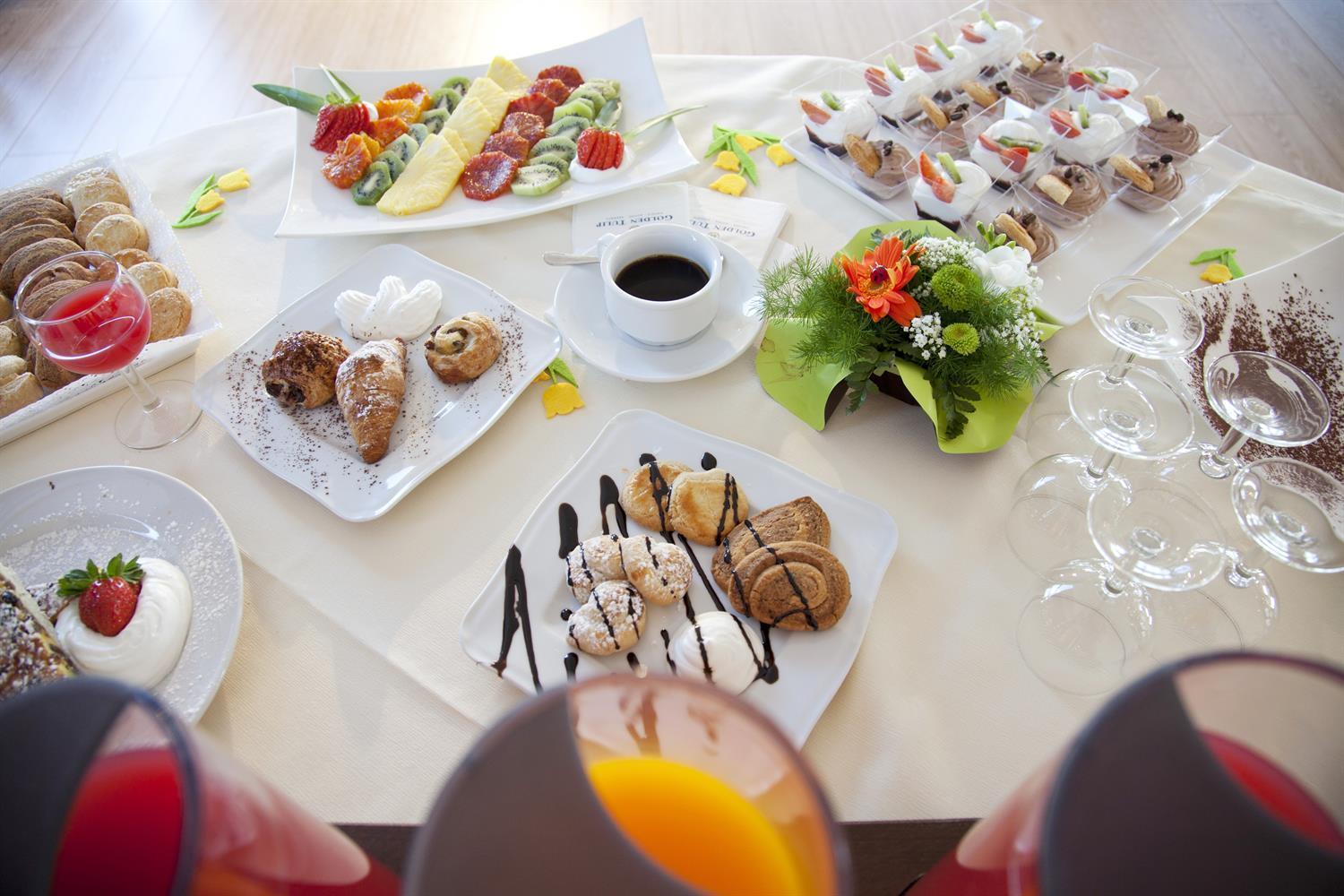 Tulip Inn Turin South Moncalieri Bagian luar foto