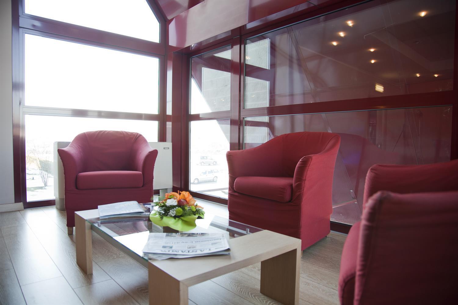 Tulip Inn Turin South Moncalieri Bagian luar foto