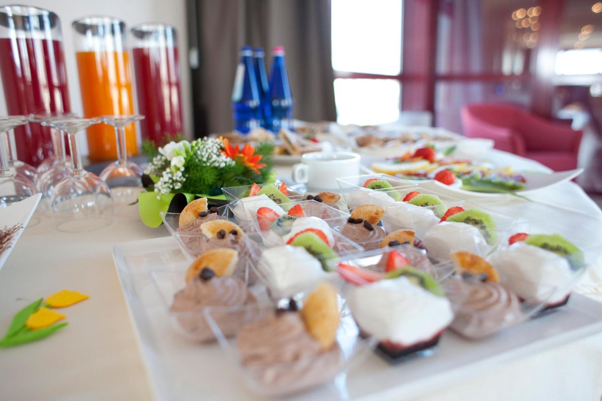 Tulip Inn Turin South Moncalieri Bagian luar foto